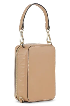 Shop GANNI Banner-Kameratasche Tan
