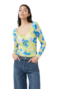 Discount GANNI Bedruckte Mesh-U-Ausschnitt-Ruschenbluse Strong Blue