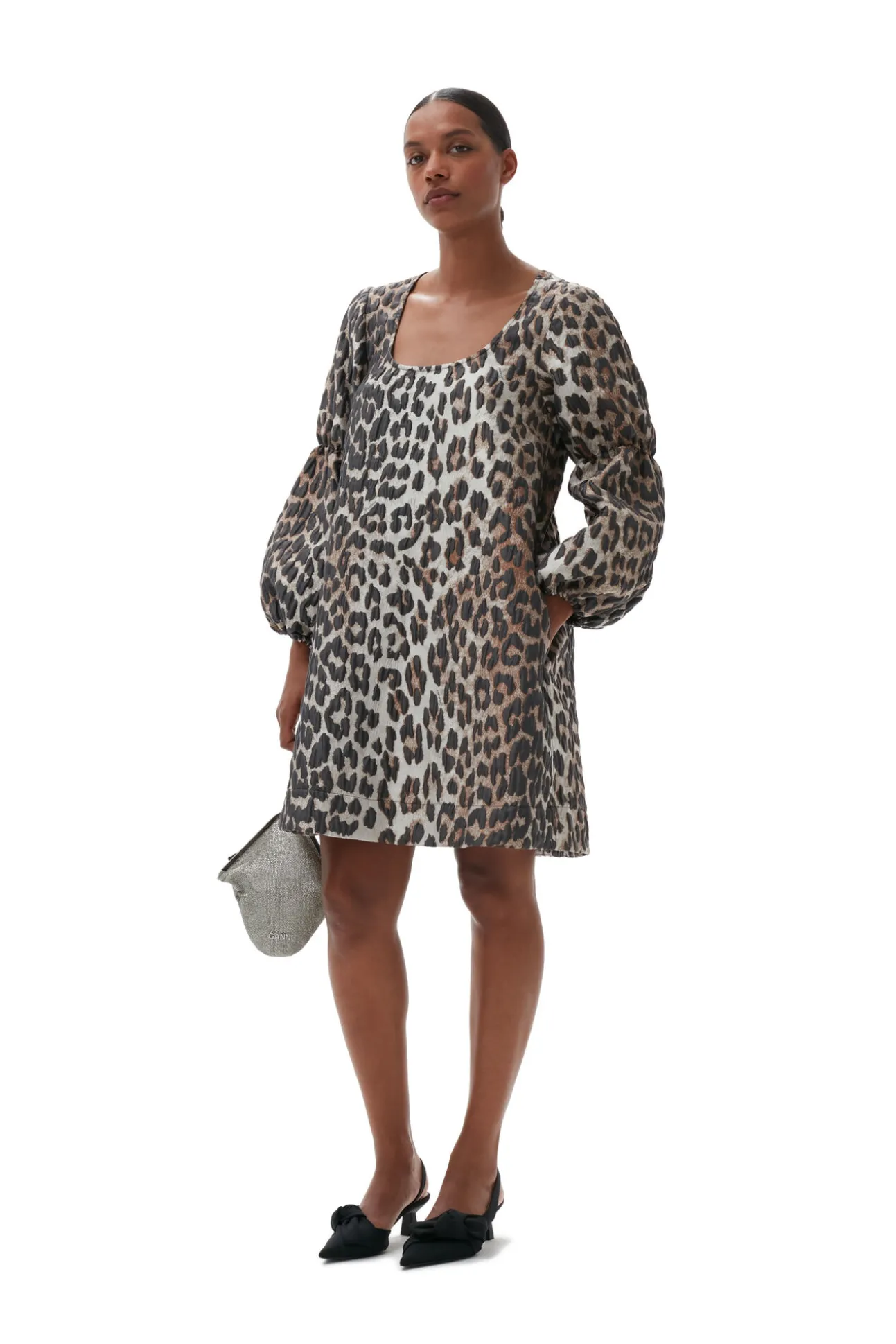 New GANNI 3D-Leopardenminikleid Aus Jacquard Big Leopard Almond Milk