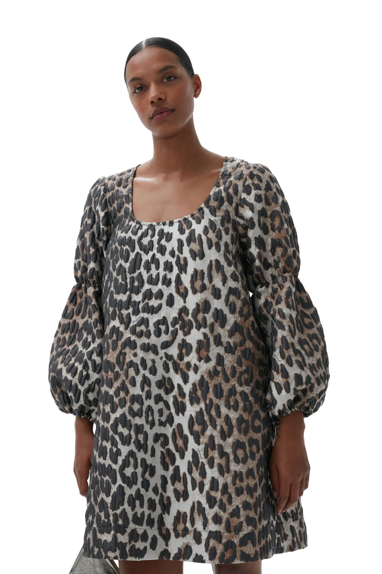 New GANNI 3D-Leopardenminikleid Aus Jacquard Big Leopard Almond Milk
