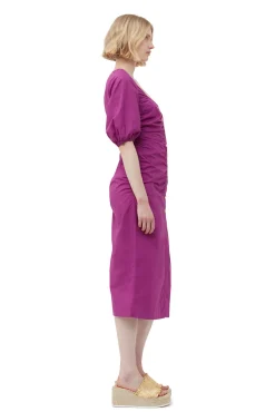 Flash Sale GANNI Gerafftes Maxikleid Aus Cotton Poplin Mit Offenem Ausschnitt Purple Wine