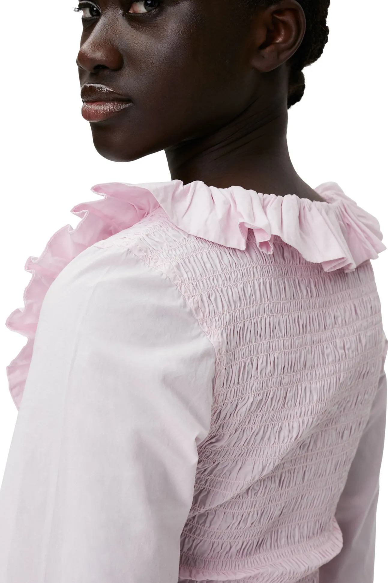 Store GANNI Gesmokte Bluse Mit Offenem Ausschnitt Aus Cotton Poplin Light Lilac