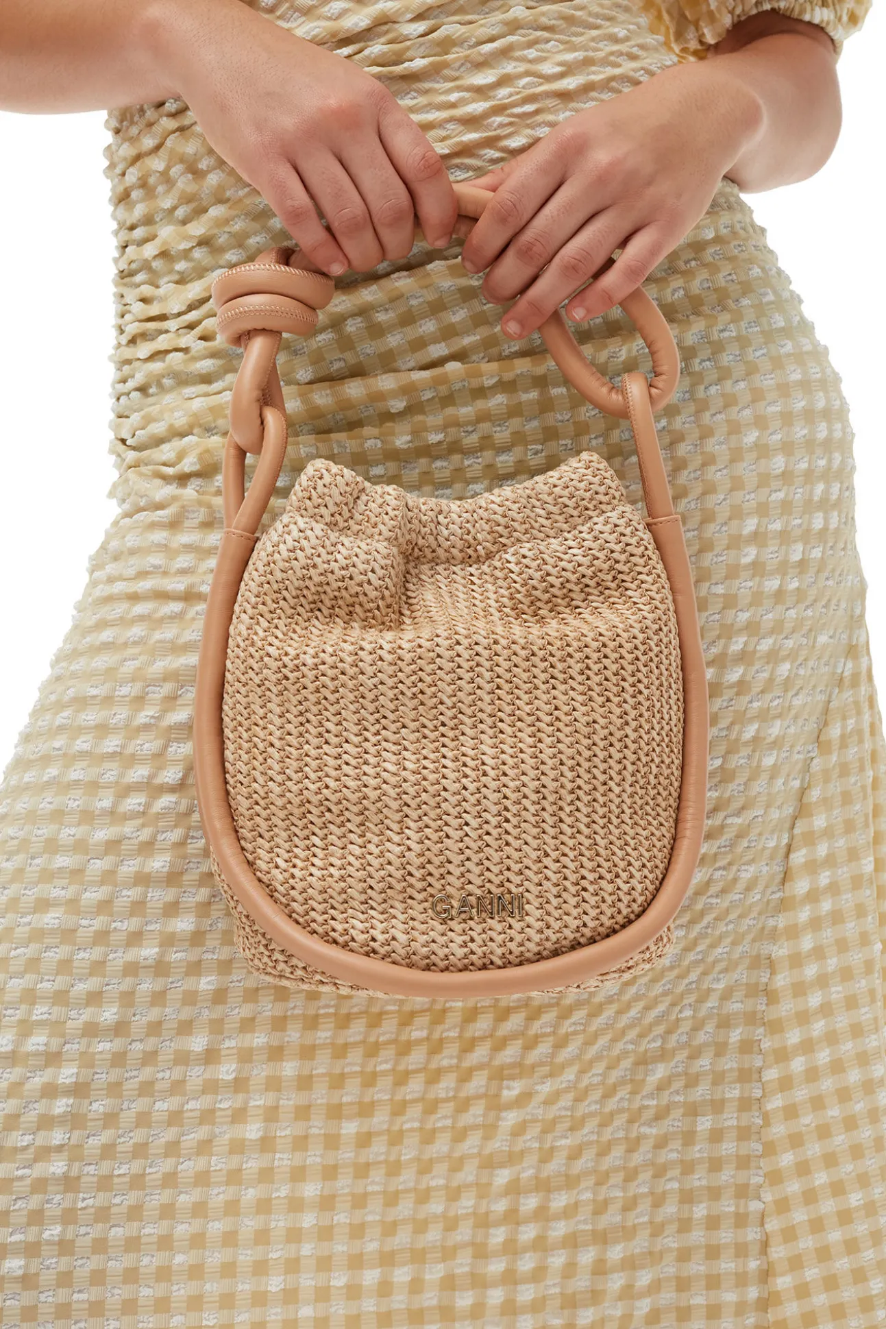 New GANNI Kleine Geknotete Bucket-Bag Aus Raffia Tan