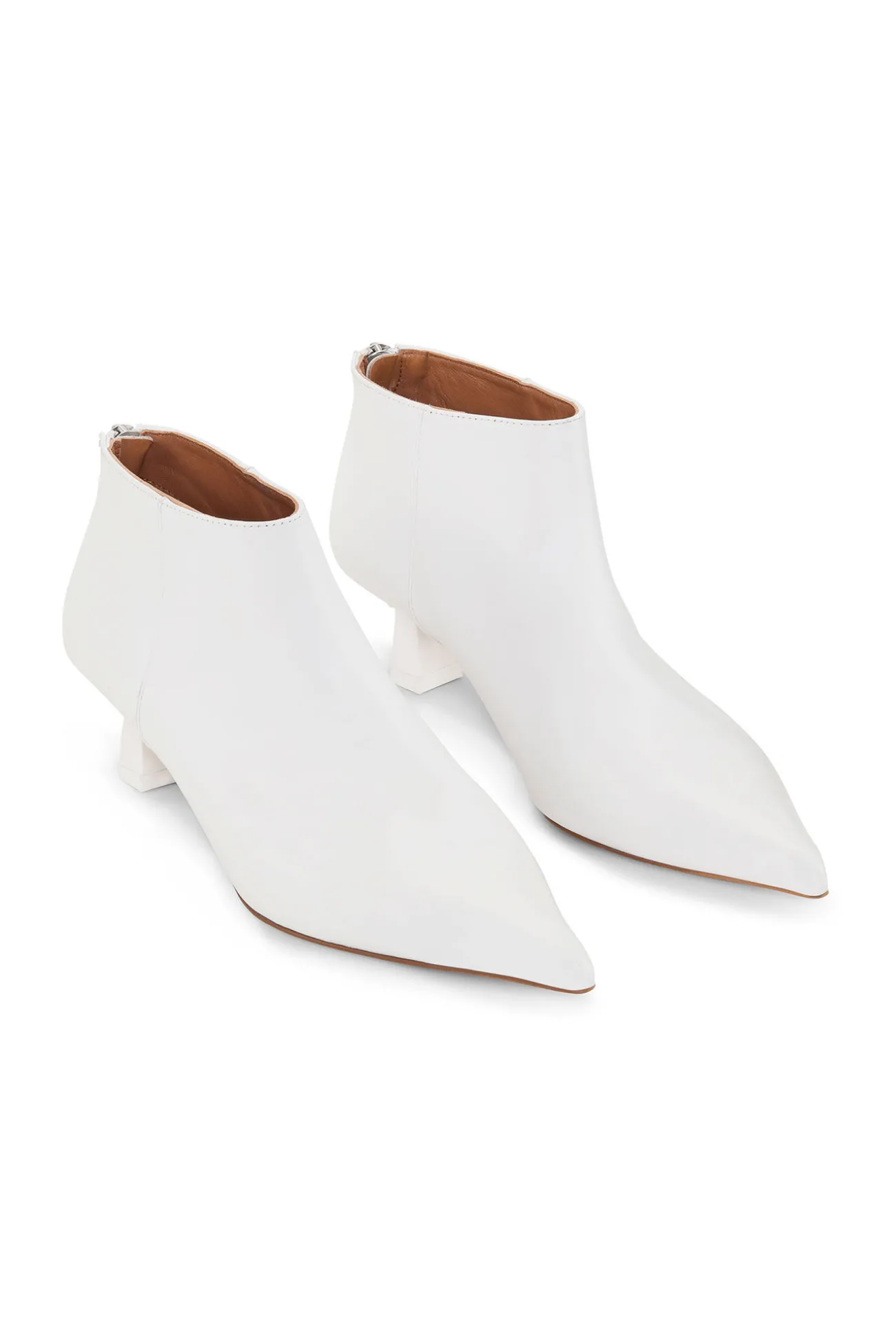Shop GANNI Leicht Spitze Crop-Stiefel Egret