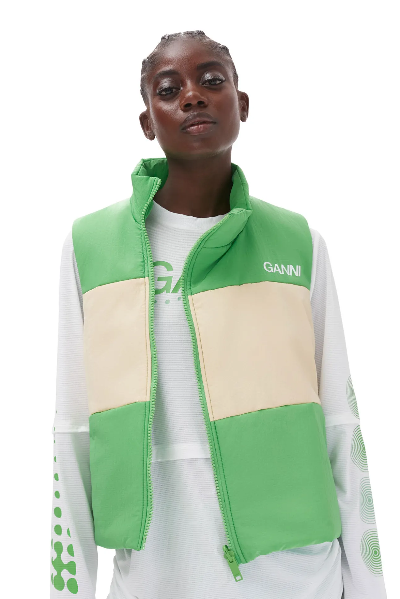 Shop GANNI Leichte Tech-Pufferweste Zum Wenden Classic Green