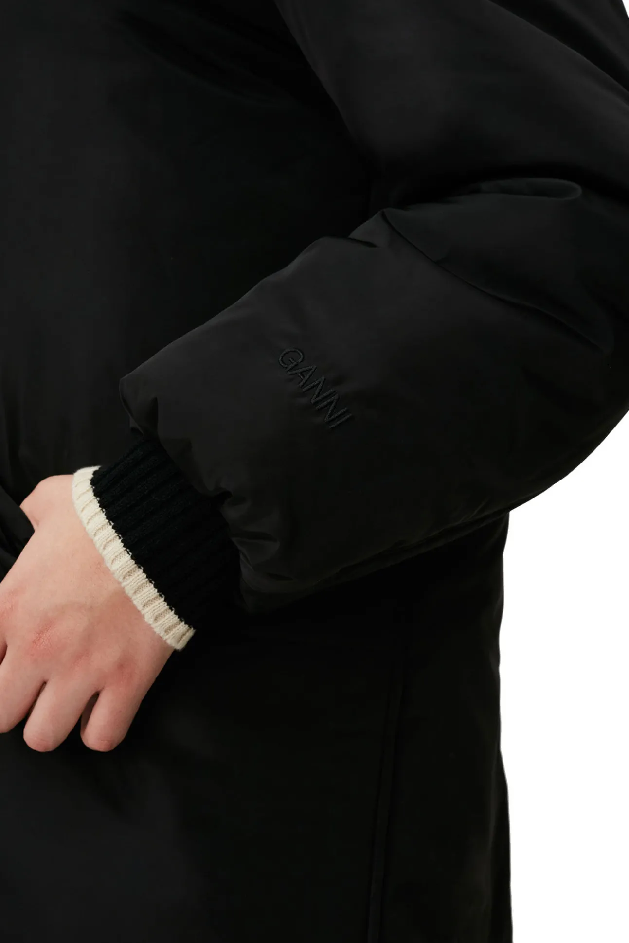 Cheap GANNI Leichter, Gepolsterter Mäntel Black