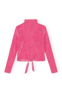Shop GANNI Samt-Wickelbluse Shocking Pink